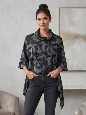 KLEIO Women’s Black & Gray Leaves Patterned Cowl Neck Tunic Sweater Size Small